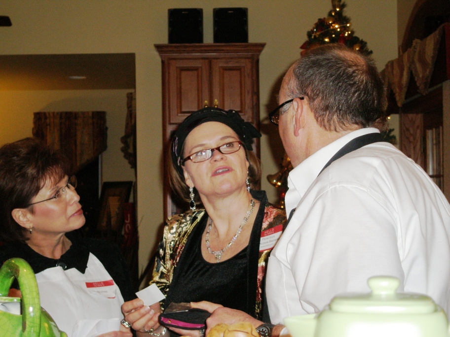 The Night before Christmas – 13. Myself, Aunt Pris and My Husband 
								– Shannon Janssen